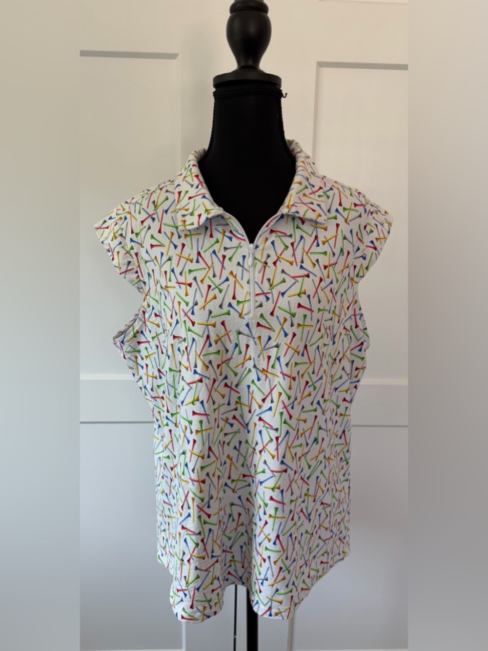 EUC IBKUL Women’s Collared Golf Polo UPF50+ Top with Colorful Tee Print, XL